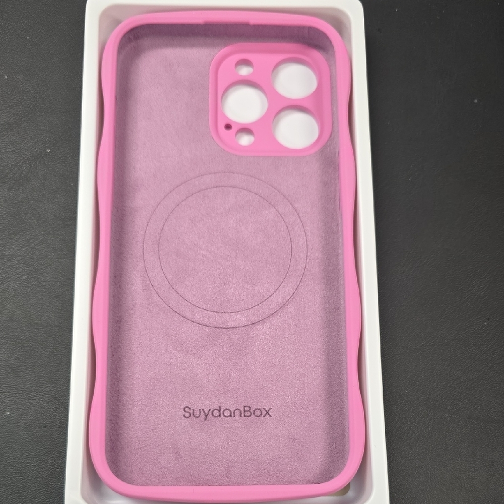 Apple Pink Wave Design Phone Case